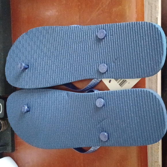 Flip Flops - Picture 4 of 4